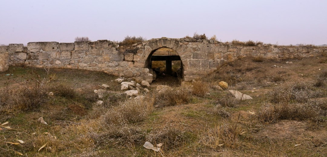 Alibeyhüyüğü Tekgöz Köprüsü