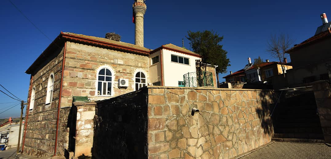 Şeyh Hacı Memiş Efendi Türbesi